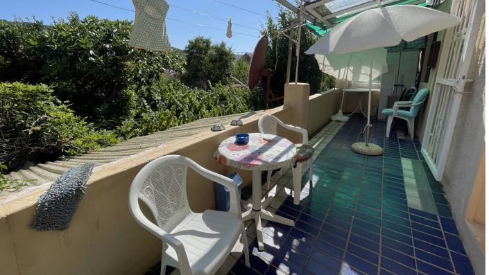 Image No.5-5 Bed House for sale