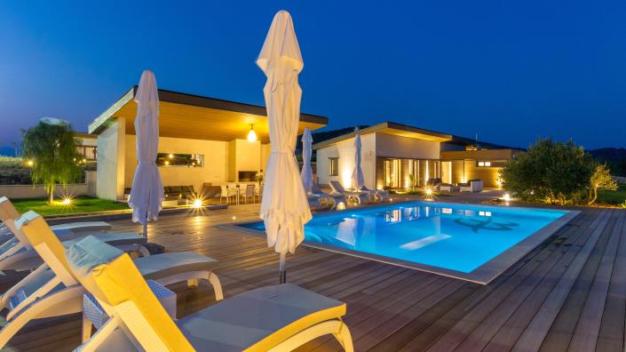 Image No.19-Maison / Villa de 5 chambres à vendre à Gdinj