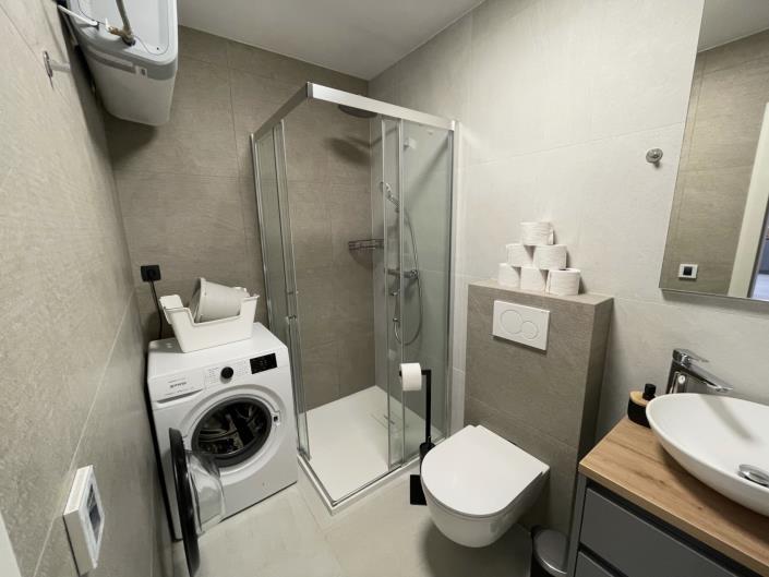 Image No.18-5 Bed Villa / Detached for sale