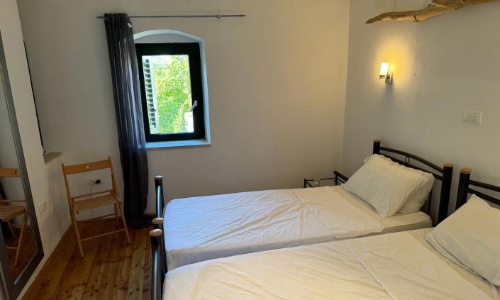 Image No.6-2 Bed House for sale