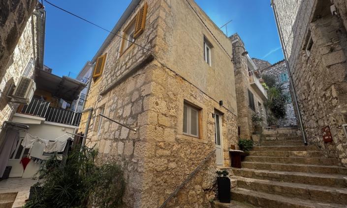 Image No.4-Maison de 2 chambres à vendre à Hvar