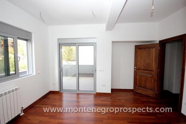 Image No.9-Villa de 3 chambres à vendre à Bar