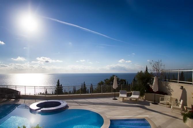 Image No.2-Villa de 4 chambres à vendre à Budva