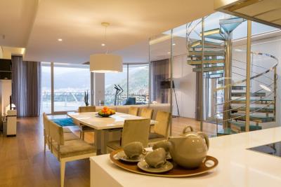 pentkhaus_s_tremya_spalnyami_v_dukley_gardens_12299_4-6_1575x1050