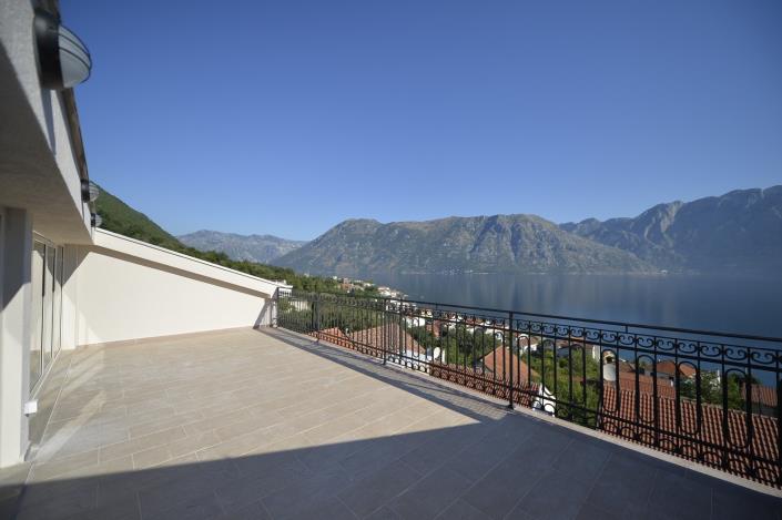 Image No.2-Appartement à vendre à Prcanj