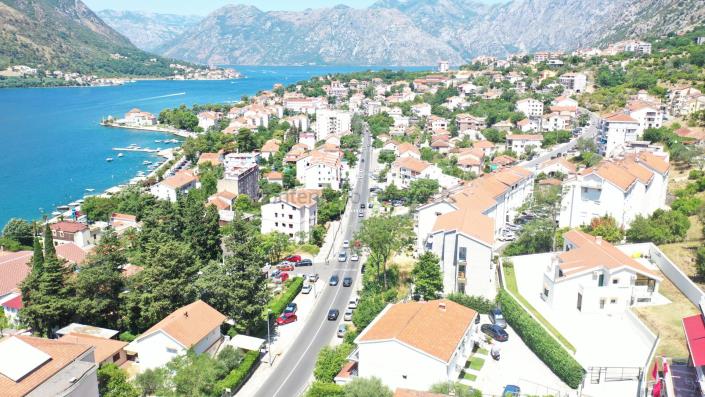 Image No.5-Maison de 10 chambres à vendre à Dobrota