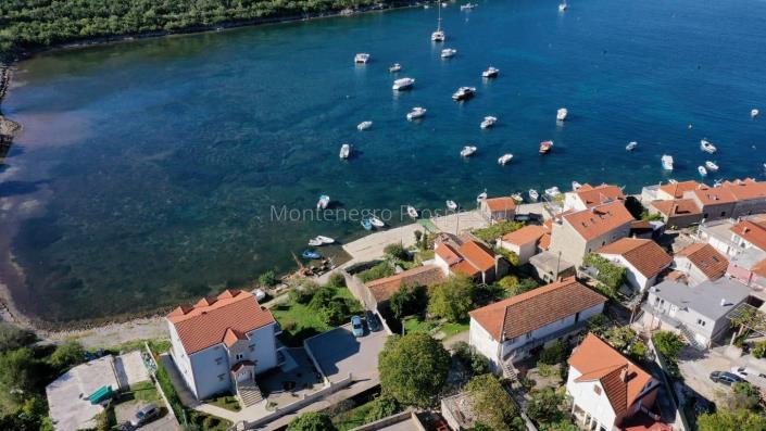 Image No.6-Propriété à vendre à Kotor