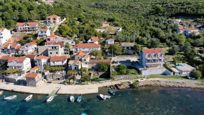 Image No.2-Propriété à vendre à Kotor