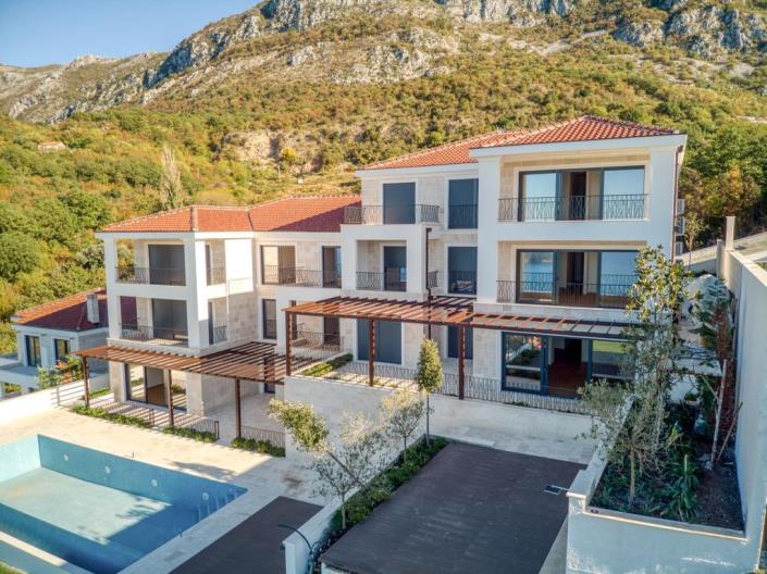 Image No.2-3 Bed Flat for sale