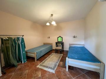 Prodaje-se-vila-sa-bazenom-u-Baru--10391--6-