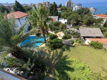 Prodaje-se-vila-sa-bazenom-u-Baru--10391--9-