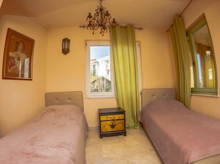 Image No.31-Villa de 6 chambres à vendre à Dobre Vode