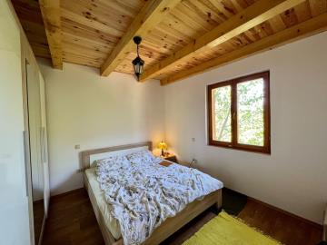 Dom-v-tihpm-meste-v-Lastve-Grbaljskoj-12439--16-_1067x800