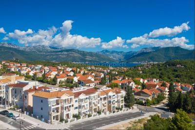 1 - Tivat, Appartement