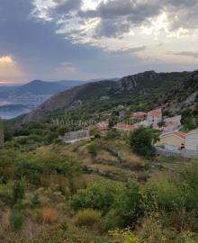 --------------------------------------------------10285--4-