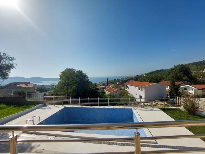 Image No.6-6 Bed House for sale