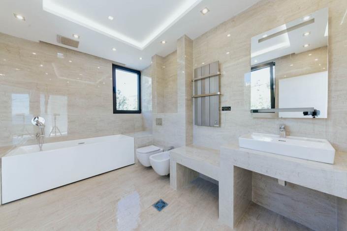 Image No.22-Villa de 4 chambres à vendre à Bar