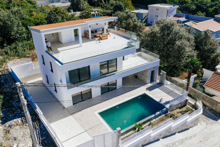 Image No.30-Villa de 4 chambres à vendre à Bar