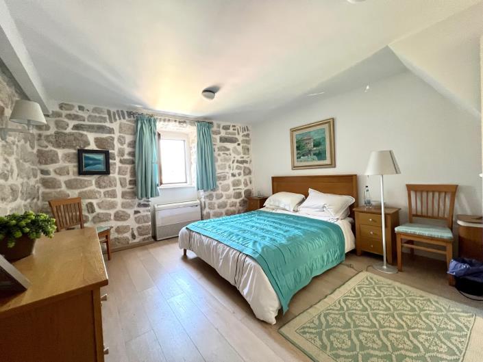 Image No.9-3 Bed Villa for sale