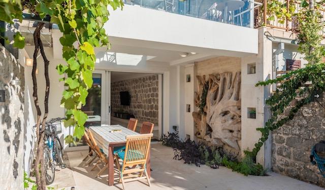 Image No.2-3 Bed Villa for sale