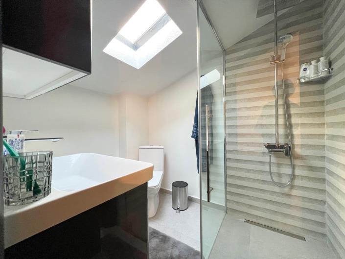 Image No.10-2 Bed Apartment for sale