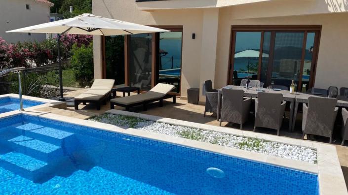 Image No.2-3 Bed Villa for sale