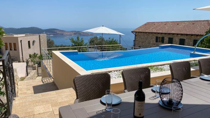 Image No.3-3 Bed Villa for sale