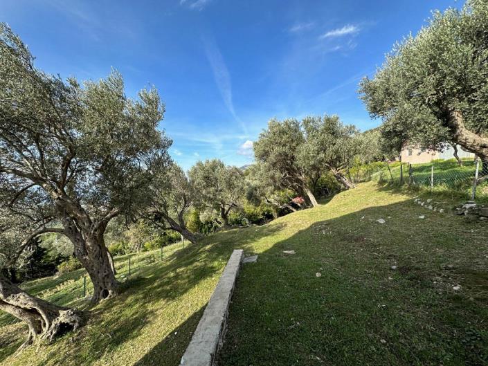 Image No.17-4 Bed Villa for sale