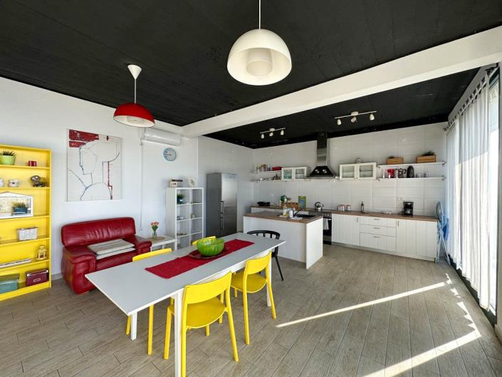 Image No.20-4 Bed Villa for sale