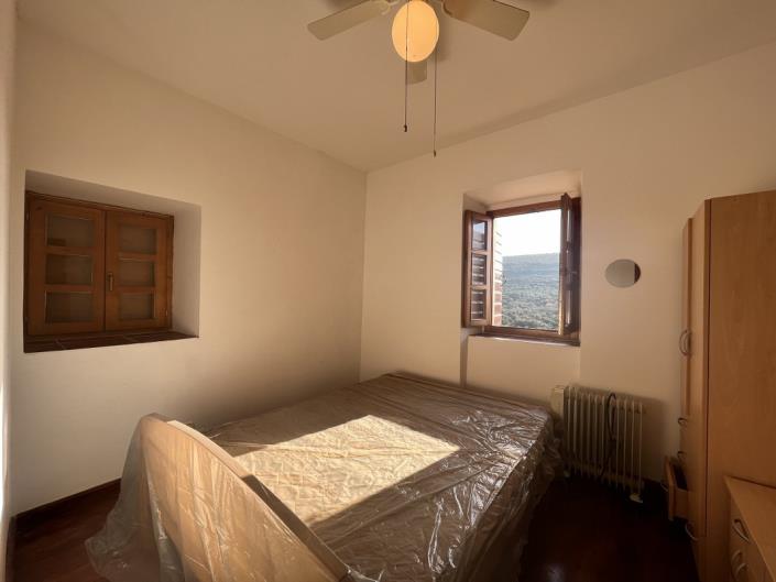 Image No.11-5 Bed House for sale