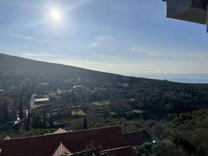 Image No.10-5 Bed House for sale