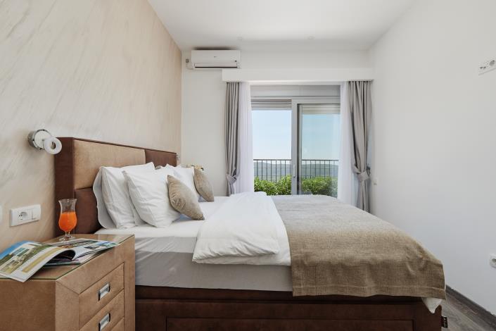 Image No.29-3 Bed Villa for sale