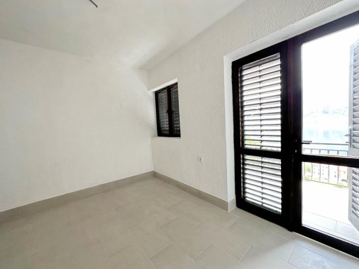 Image No.11-Maison de 4 chambres à vendre à Prcanj