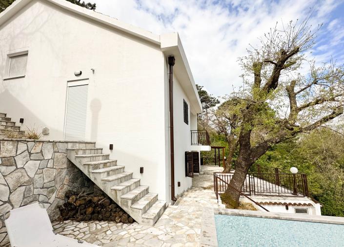 Image No.23-Maison de 4 chambres à vendre à Prcanj