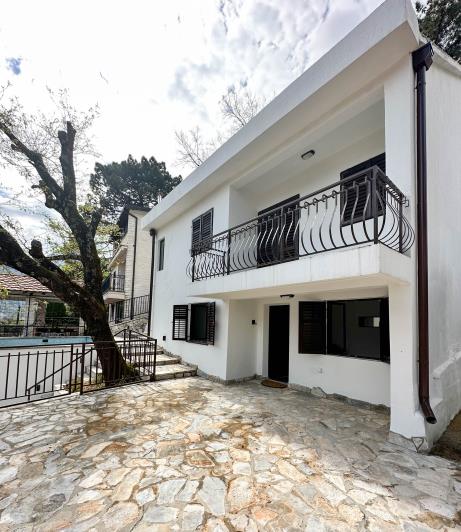 Image No.25-Maison de 4 chambres à vendre à Prcanj