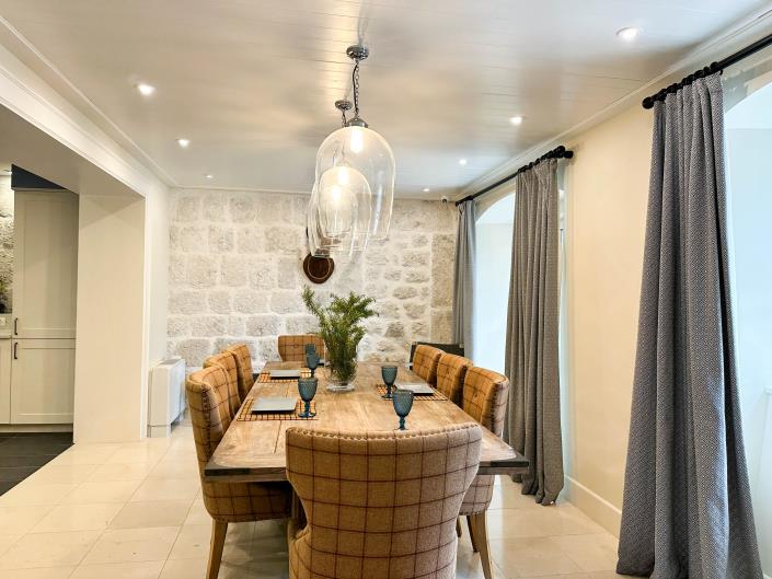 Image No.6-5 Bed Villa for sale