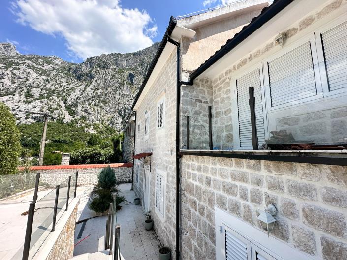 Image No.13-Villa de 4 chambres à vendre à Kotor