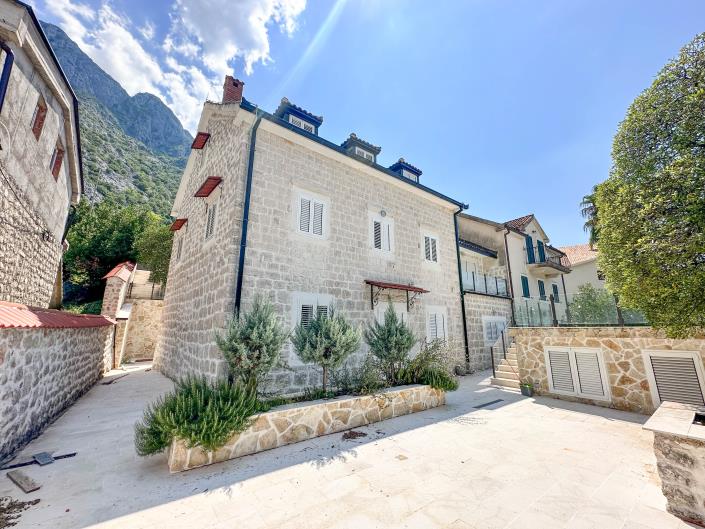 Image No.14-Villa de 4 chambres à vendre à Kotor