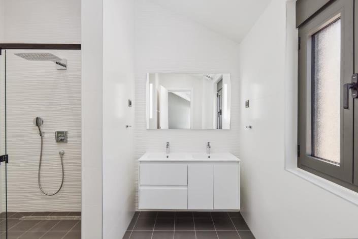 Image No.8-Villa de 6 chambres à vendre à Tivat