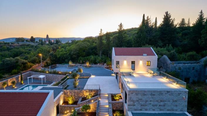 Image No.9-Villa de 6 chambres à vendre à Tivat