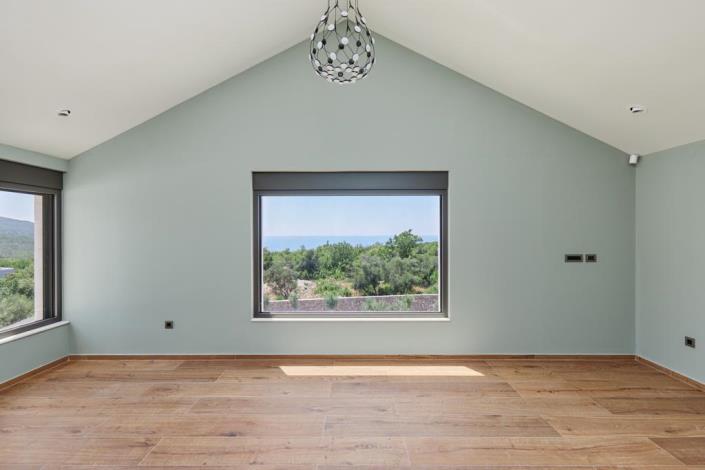 Image No.15-Villa de 6 chambres à vendre à Tivat