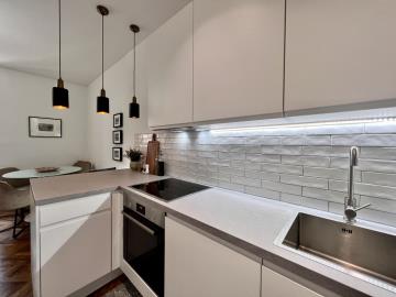 Modern-two-bedroom-apartment-at-the-Museum-Square--Old-town-of-Kotor--13625--9-_1067x800