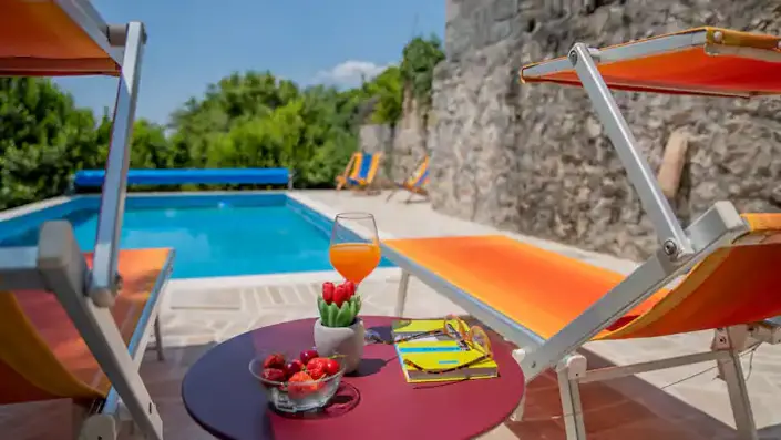 Image No.23-3 Bed Villa / Detached for sale