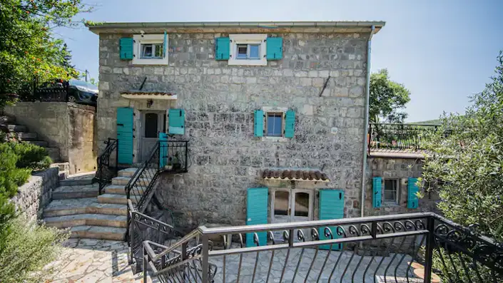 Image No.26-3 Bed Villa / Detached for sale