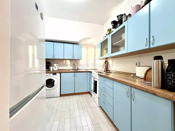 Image No.2-Appartement de 3 chambres à vendre à Kotor