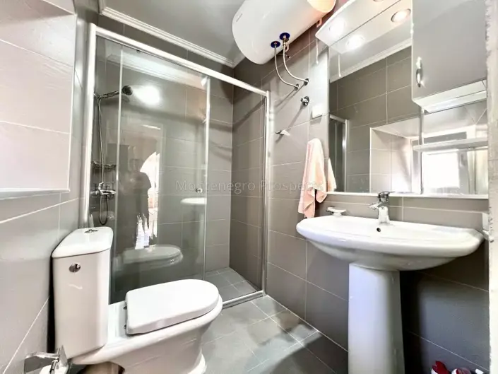 Image No.14-Appartement de 3 chambres à vendre à Kotor