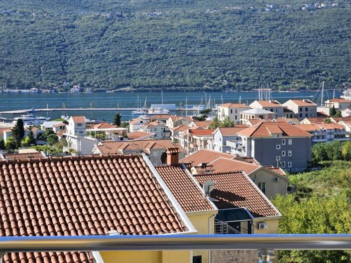 Image No.11-Appartement de 2 chambres à vendre à Kumbor