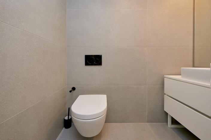 Image No.20-2 Bed Apartment for sale