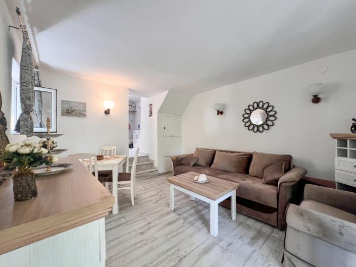 Image No.8-Maison de 2 chambres à vendre à Kotor