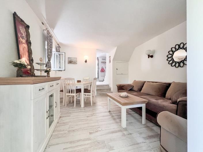 Image No.9-Maison de 2 chambres à vendre à Kotor